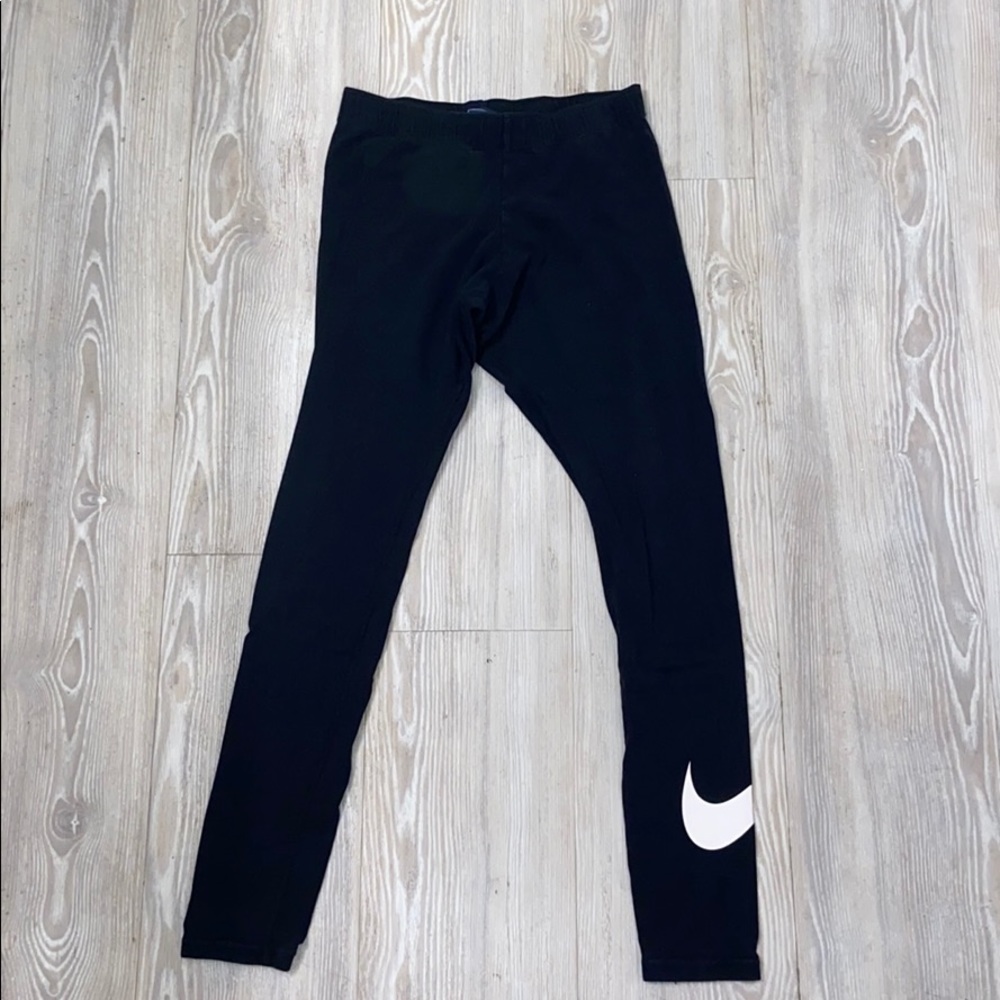 Black nike leggings